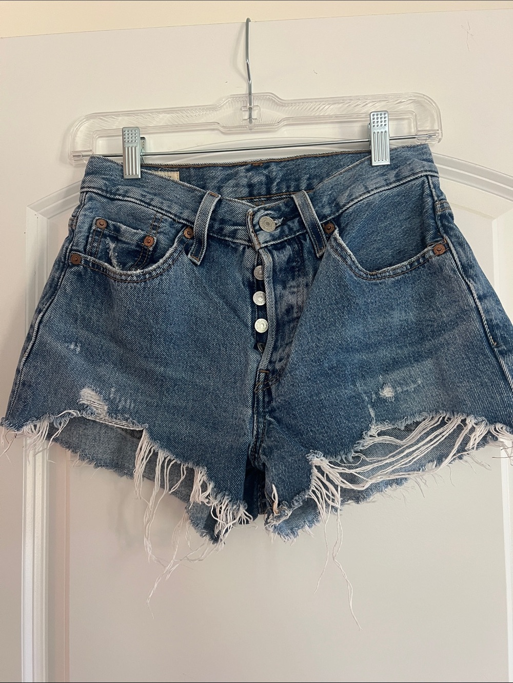Levi’s High-Rise Distressed Denim Shorts - Blue